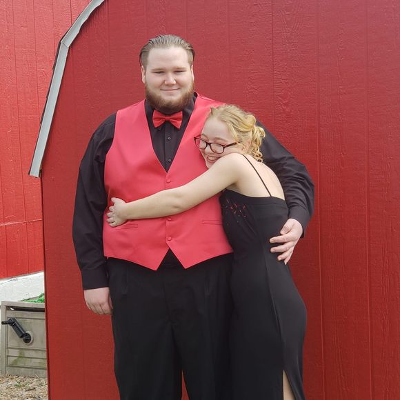 Meet your Posher, Loren - Picture 1 of 1